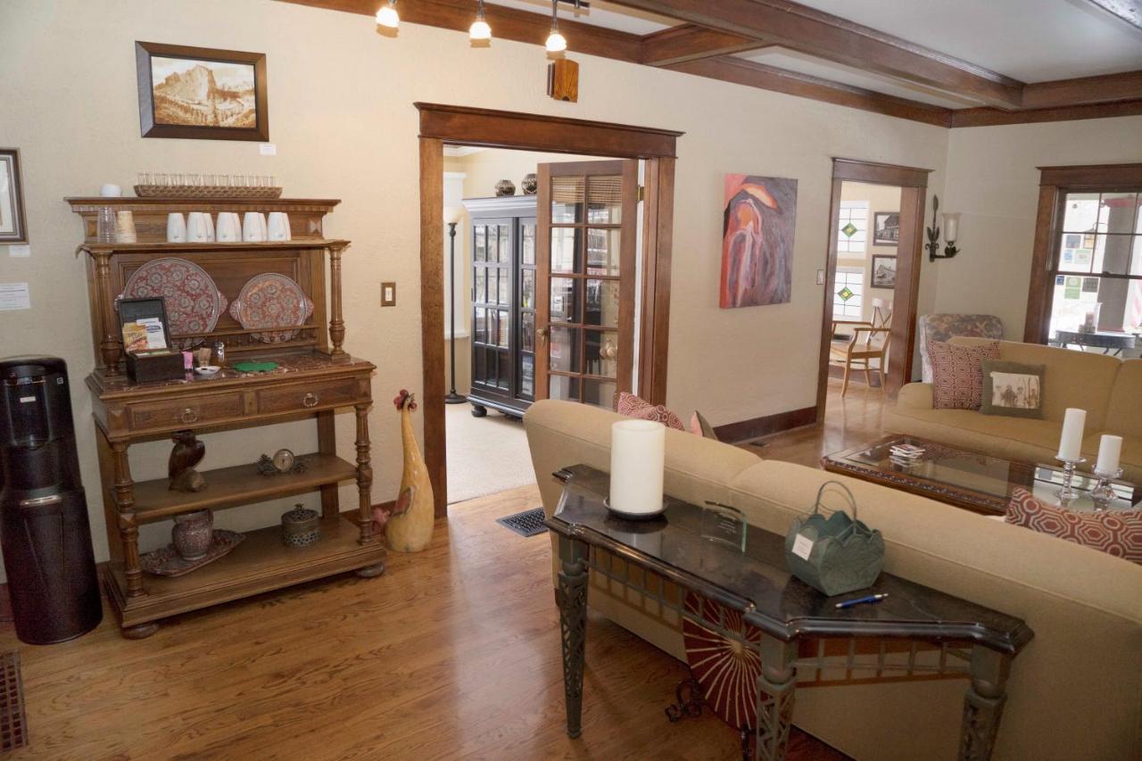 Lara House Bed And Breakfast Bend Extérieur photo