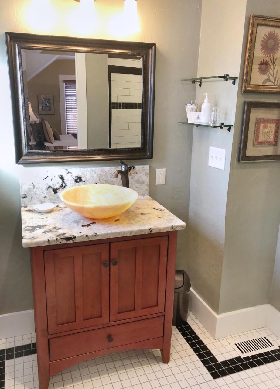 Lara House Bed And Breakfast Bend Extérieur photo